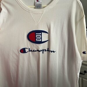 Champion t shirt